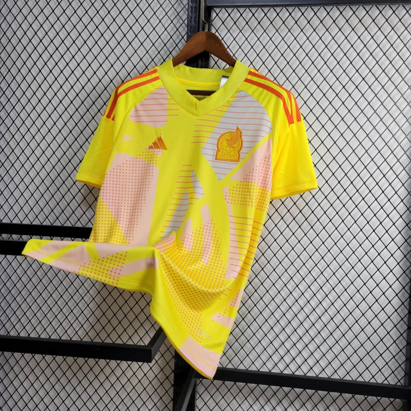 CAMISA DA SELEÇÃO DO MEXICO 24/25 AMARELO GOLEIRO
