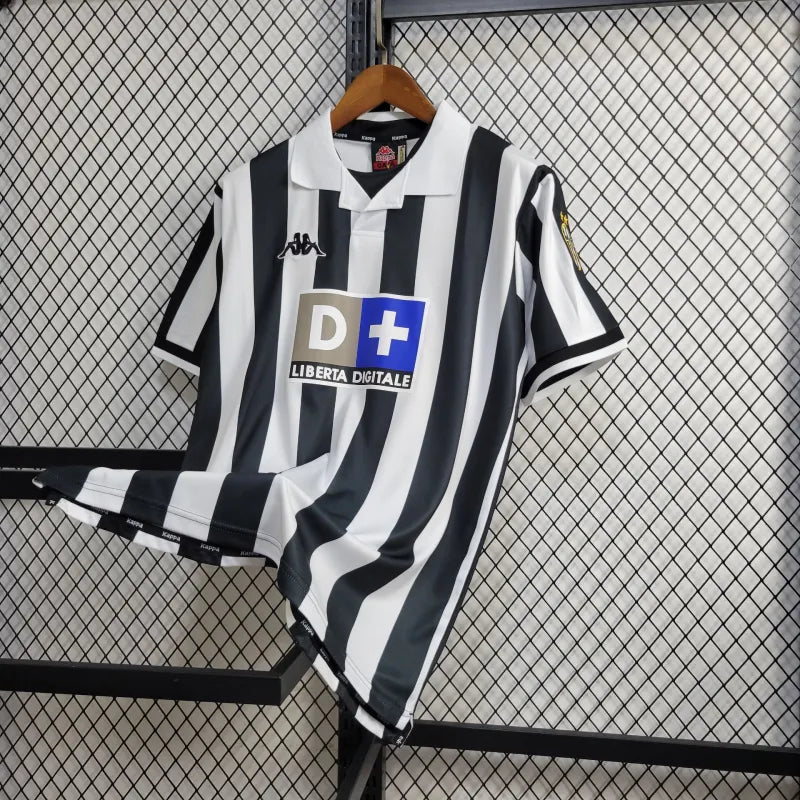 Camisa Juventus Home (1) 1998/99 Kappa Retrô Masculina