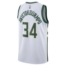 Regata Milwaukee Bucks - Giannis Antetokounmpo - 2022/23 Swingman Jersey - Branca - EOASPORTS 